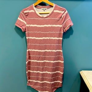 Women/young adult t-shirt dress